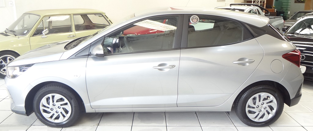 Hyundai HB20 Cinza