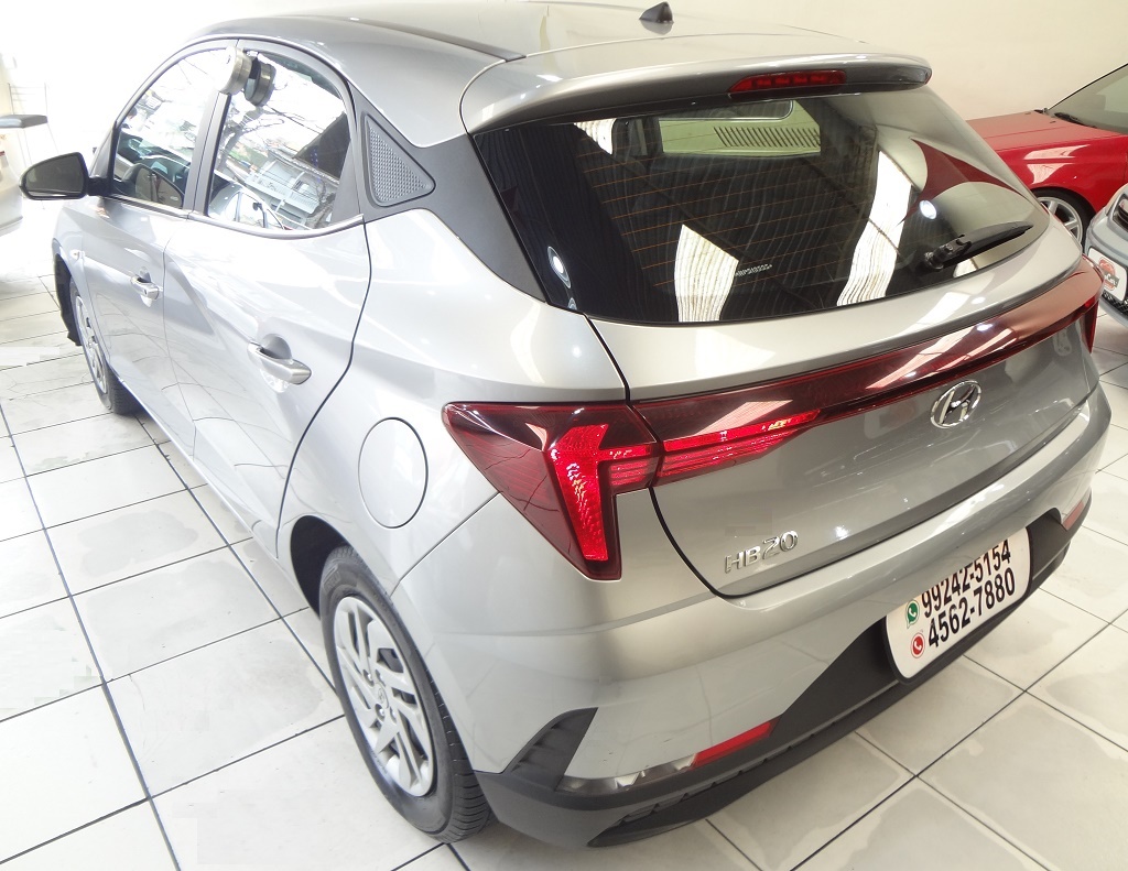 Hyundai HB20 Cinza
