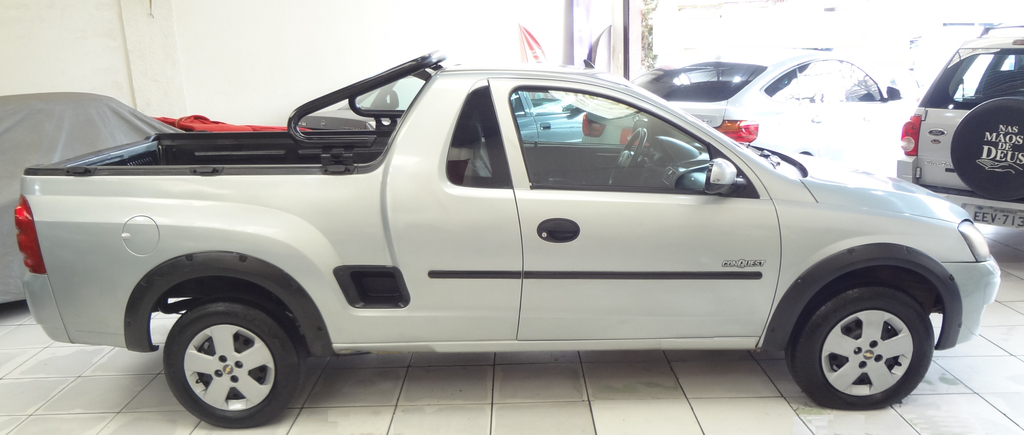 Chevrolet Montana Prata