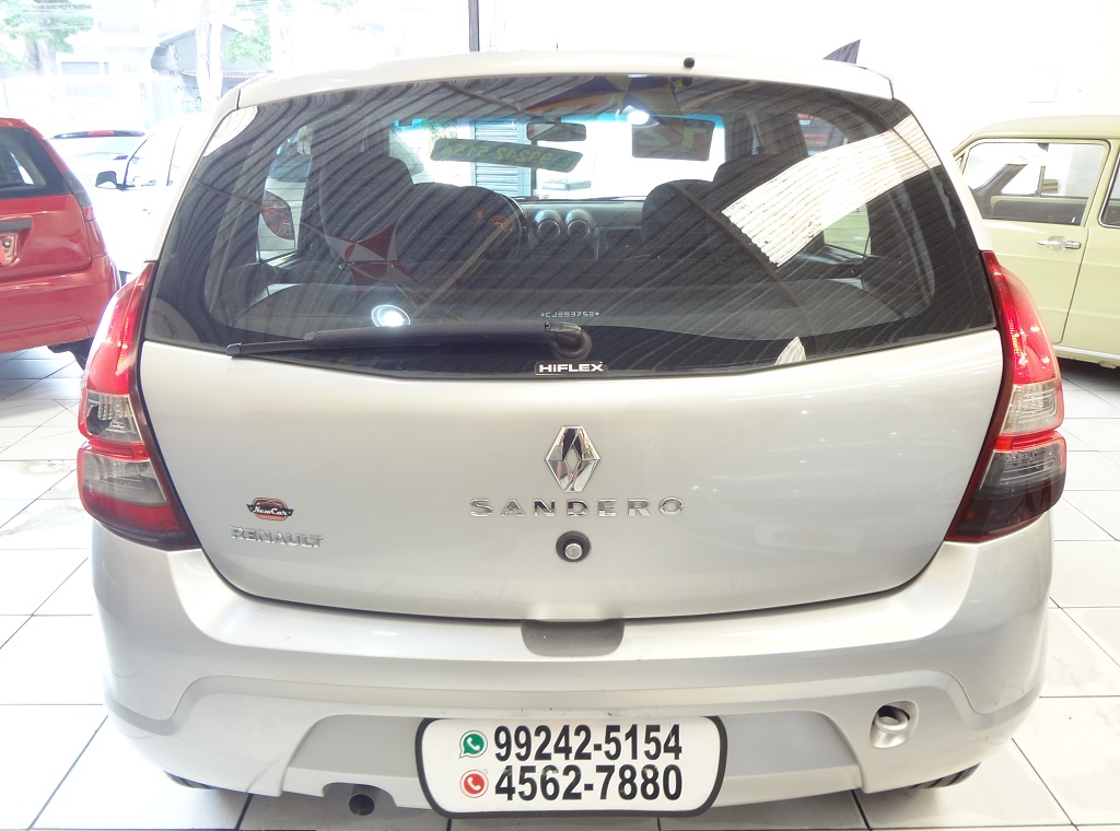 Renault Sandero Prata
