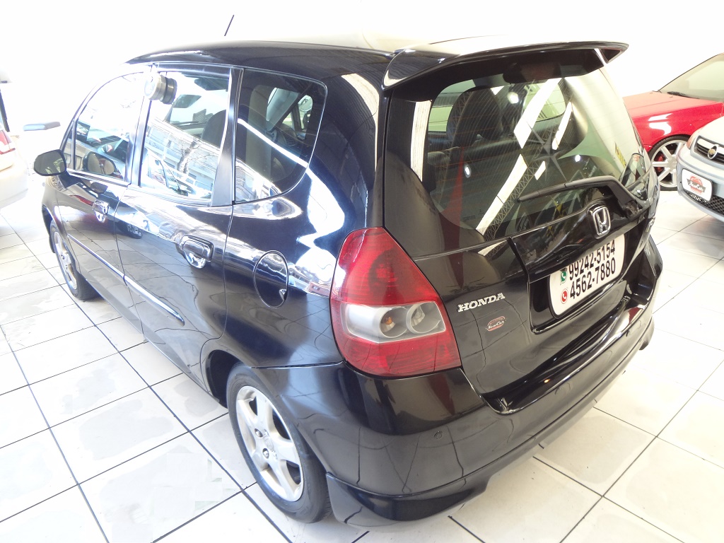 Honda Fit Preto