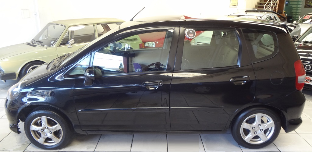 Honda Fit Preto