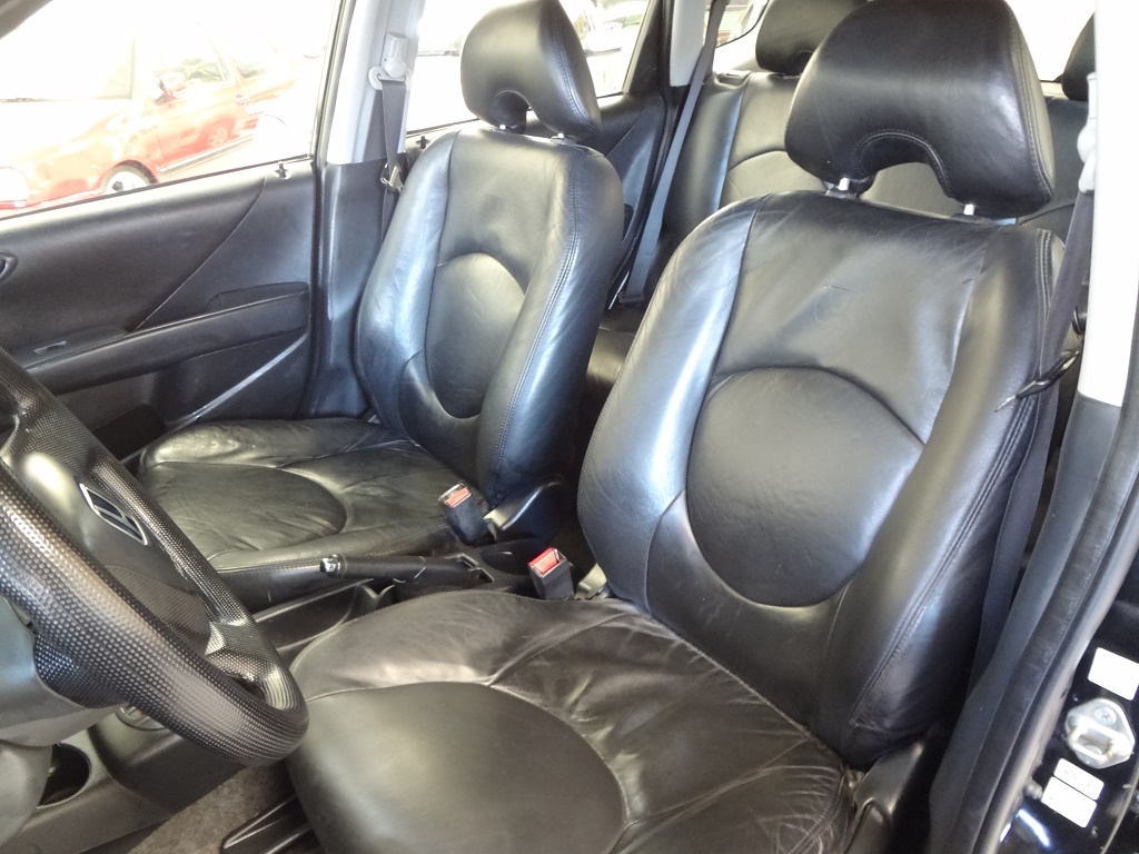 Honda Fit Preto