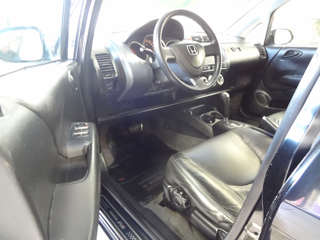 Honda Fit Preto