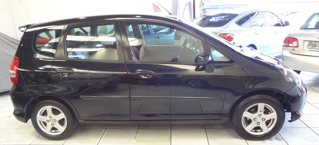 Honda Fit Preto