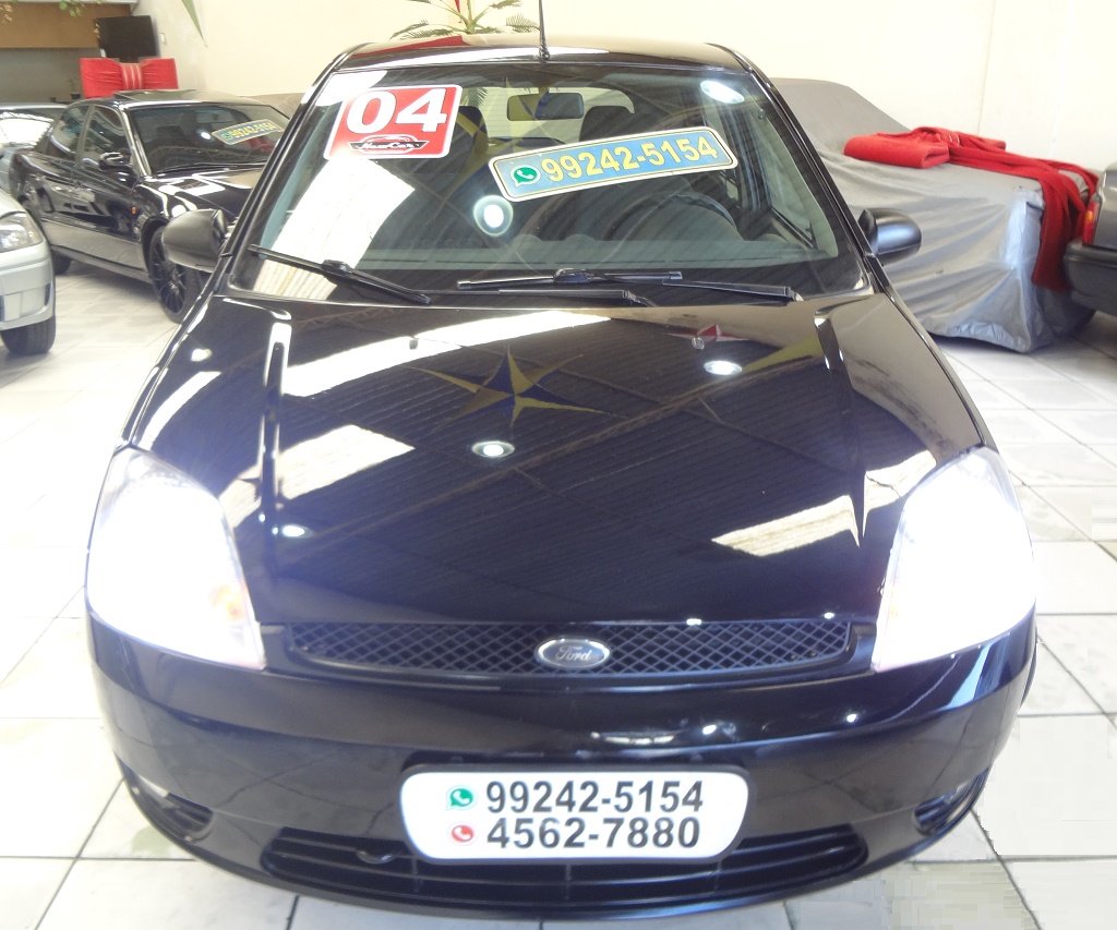Ford Fiesta Hatch Preto