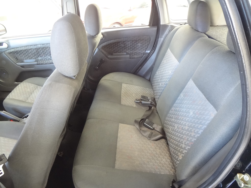 Ford Fiesta Hatch Preto