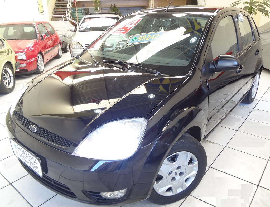 Ford Fiesta Hatch Preto