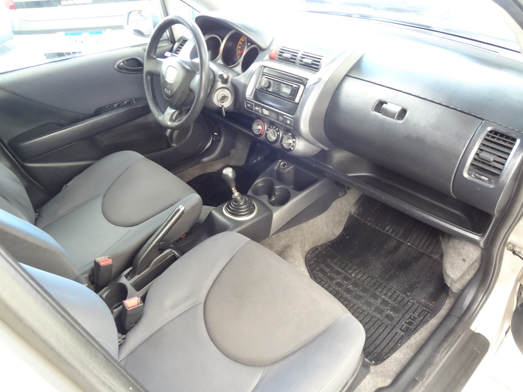 Honda Fit Dourado