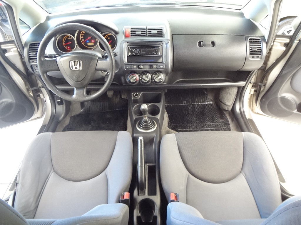 Honda Fit Dourado