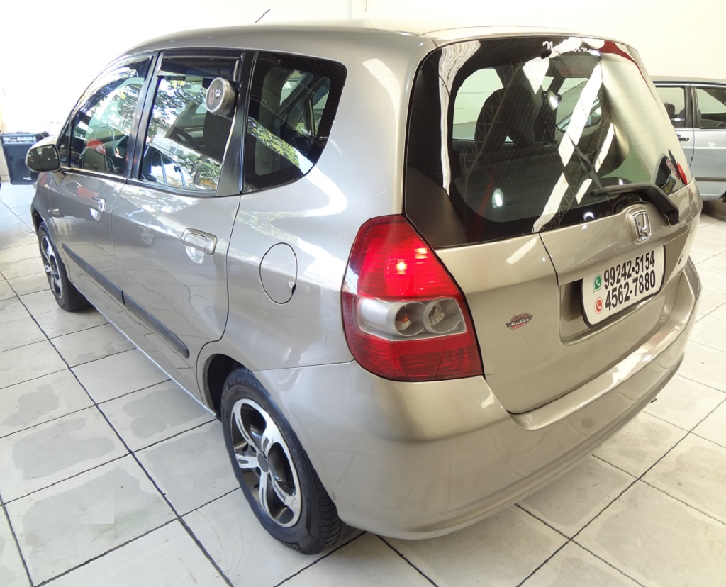 Honda Fit Dourado
