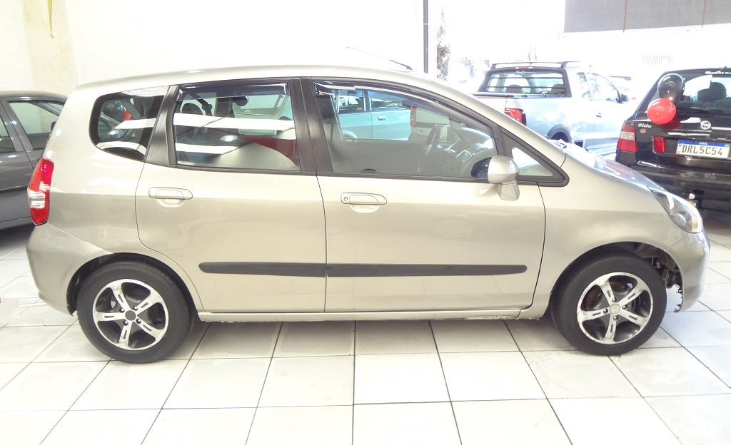 Honda Fit Dourado