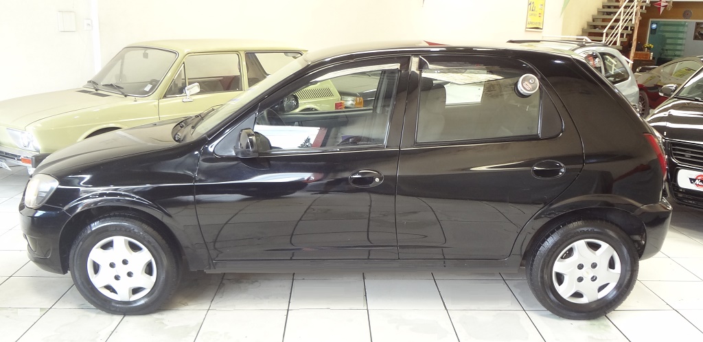 Chevrolet Celta Preto