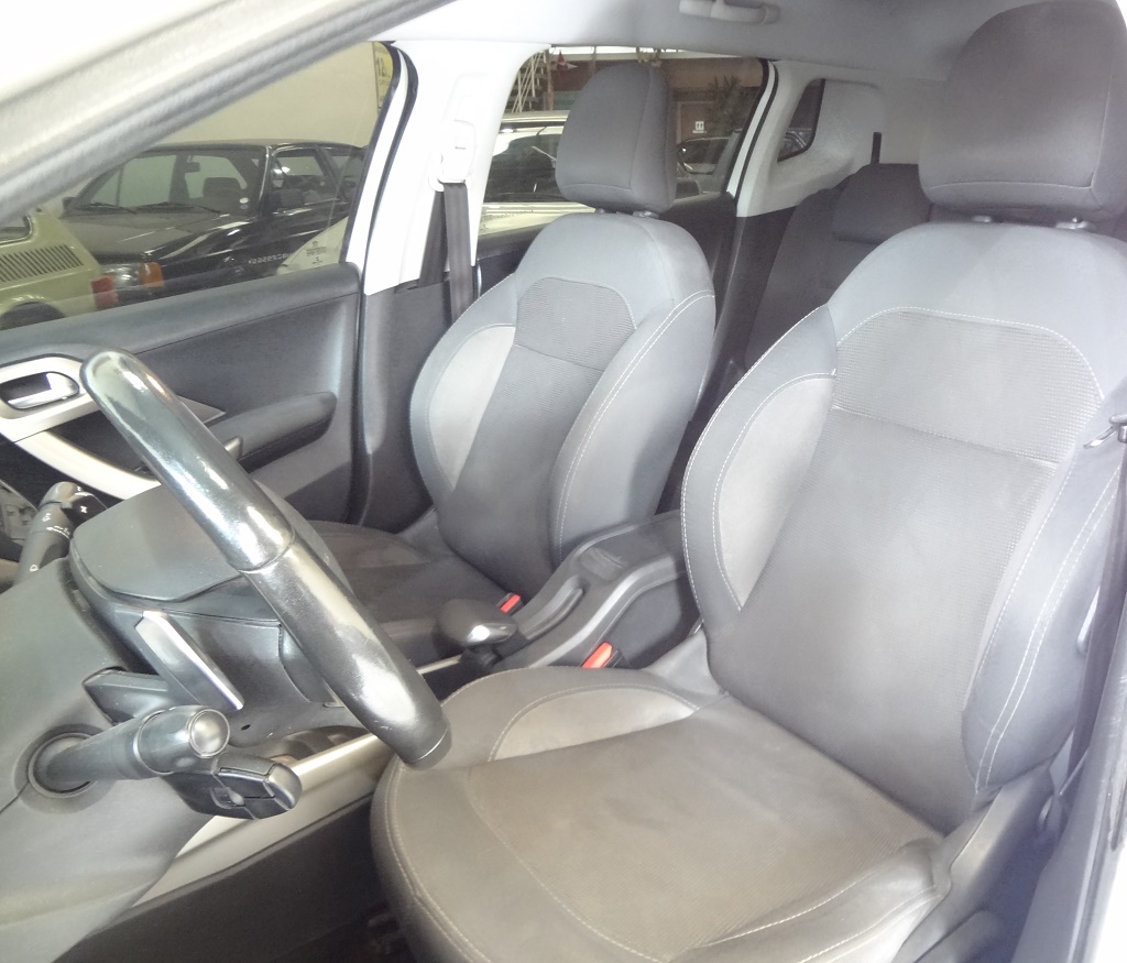 Peugeot 2008 Branco