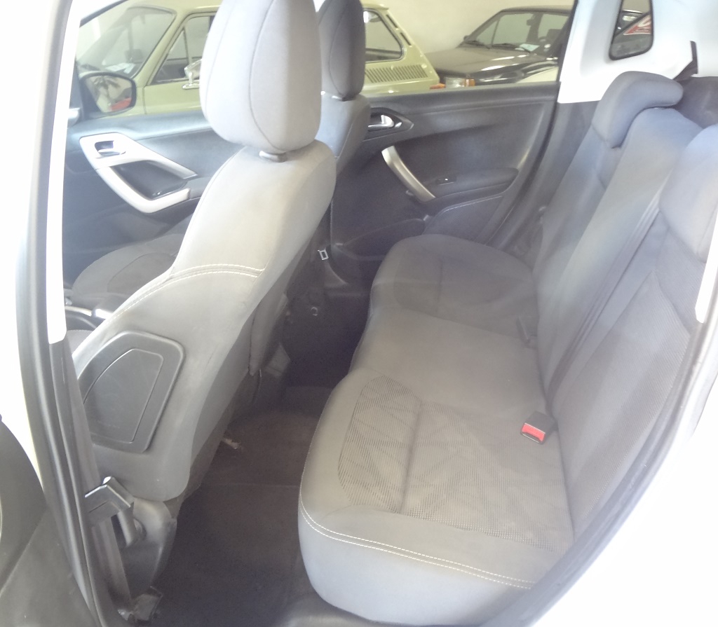 Peugeot 2008 Branco