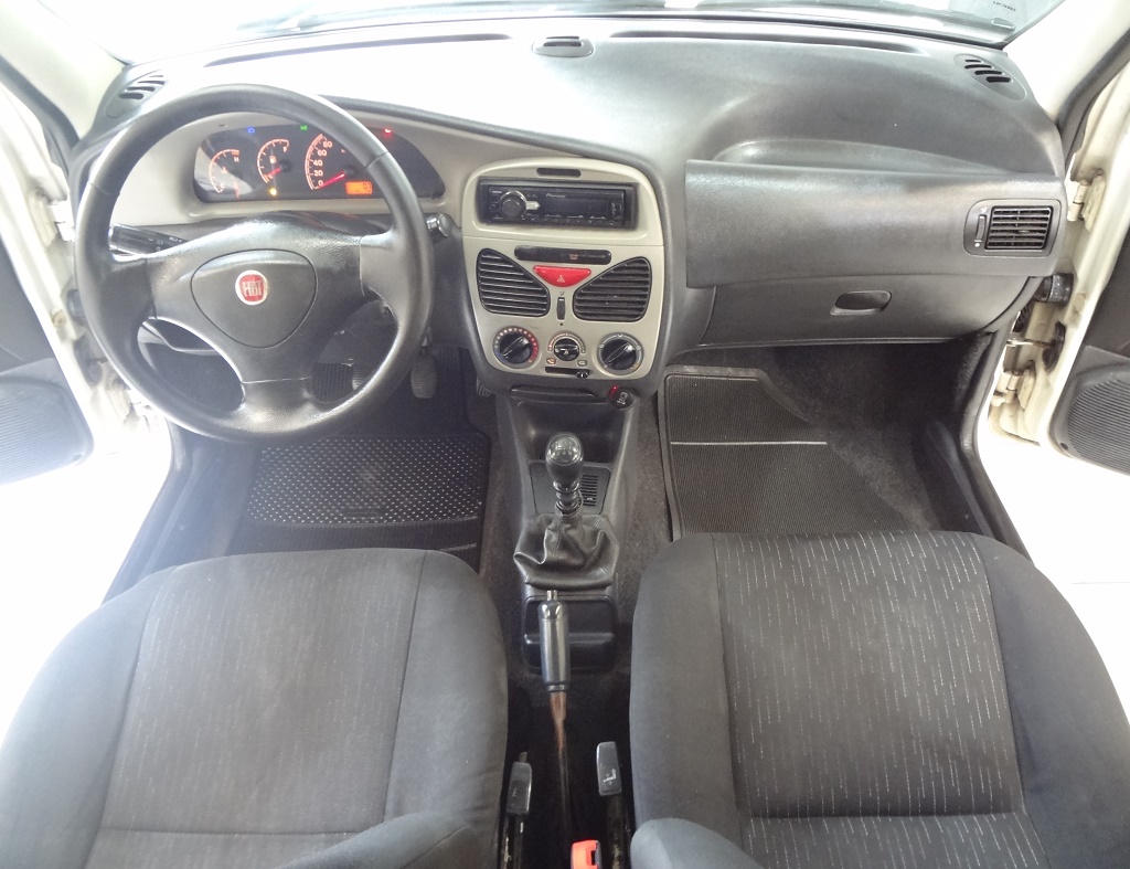 Fiat Siena Branco