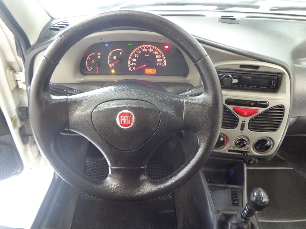 Fiat Siena Branco