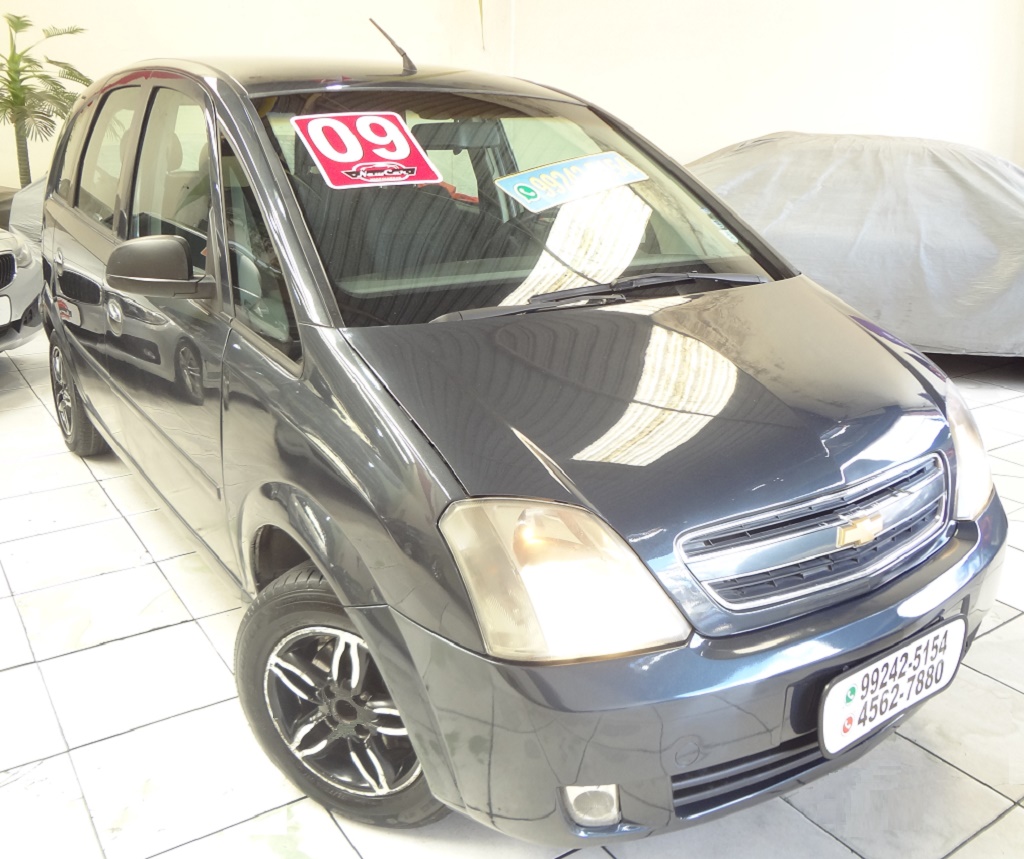 Chevrolet Meriva Cinza