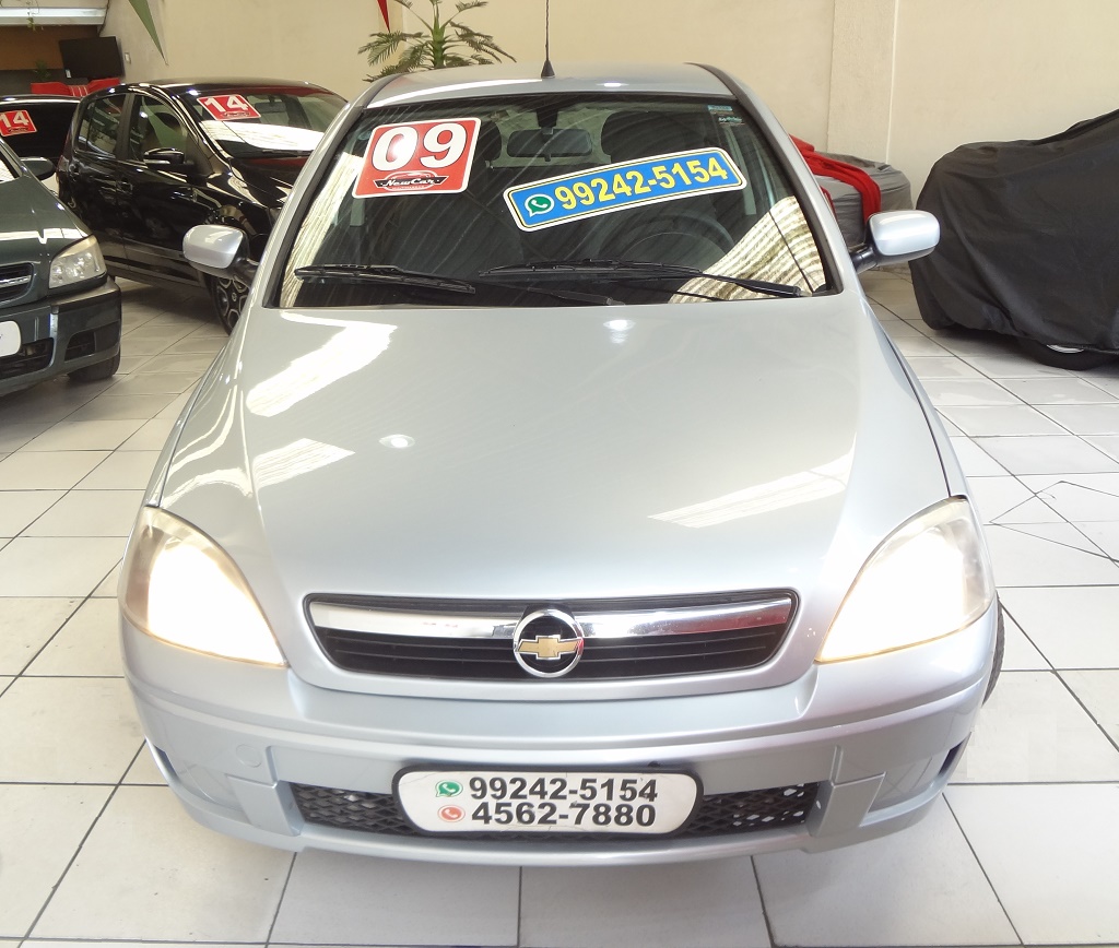 Chevrolet Corsa Prata