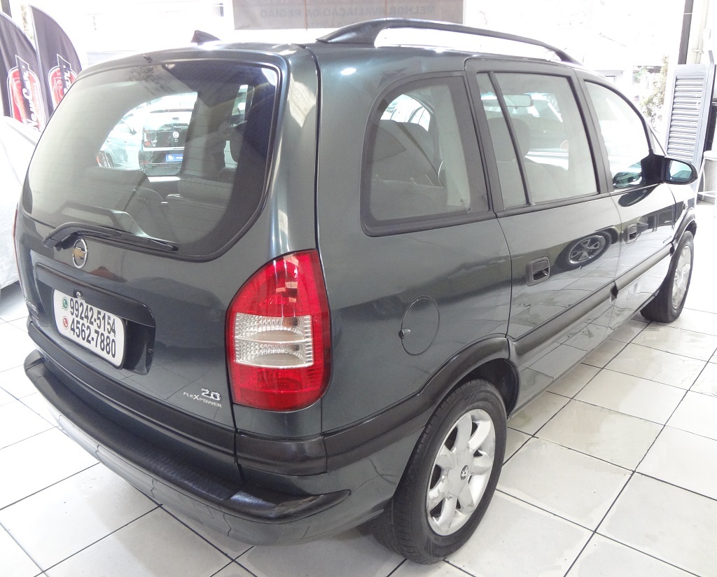 Chevrolet Zafira Cinza