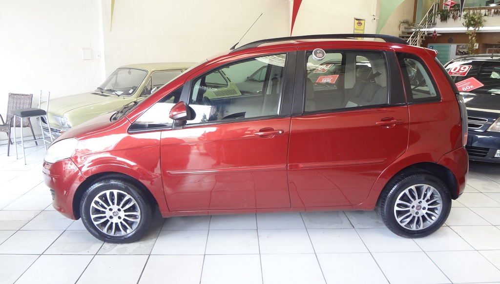 Fiat Idea Vermelho