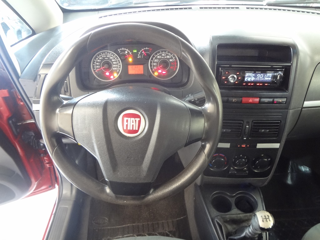 Fiat Idea Vermelho