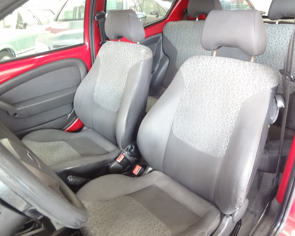 Ford Ka Vermelho