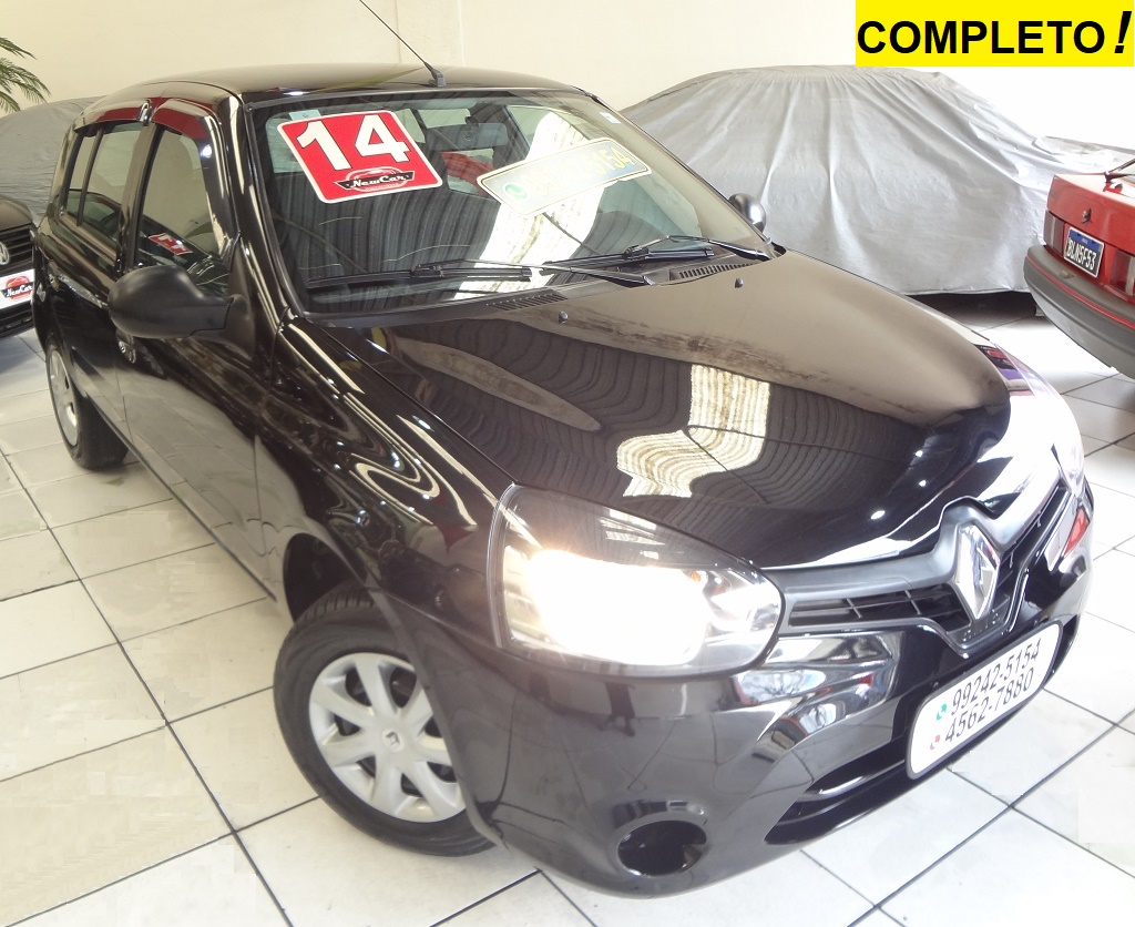 Renault Clio Preto