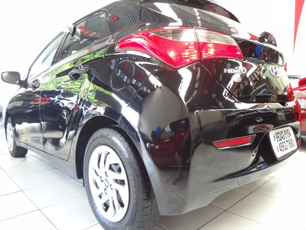 Hyundai HB20 Preto