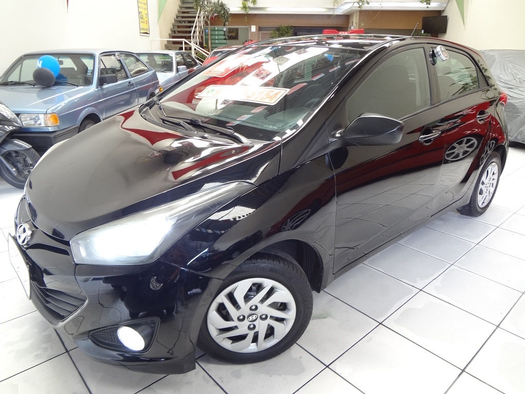 Hyundai HB20 Preto