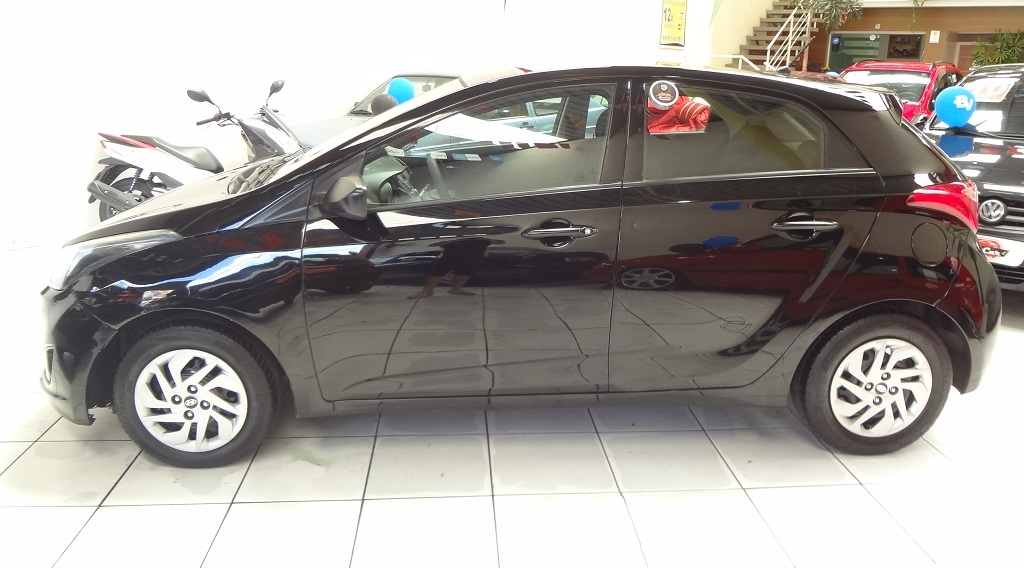 Hyundai HB20 Preto