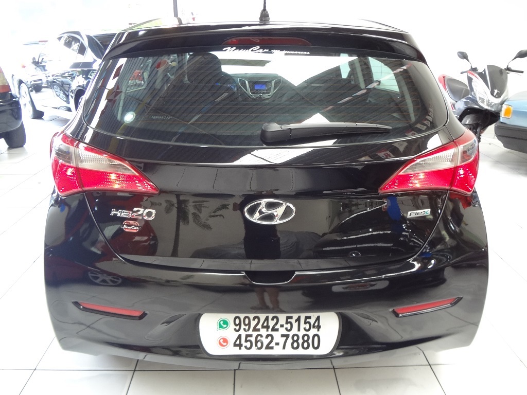 Hyundai HB20 Preto