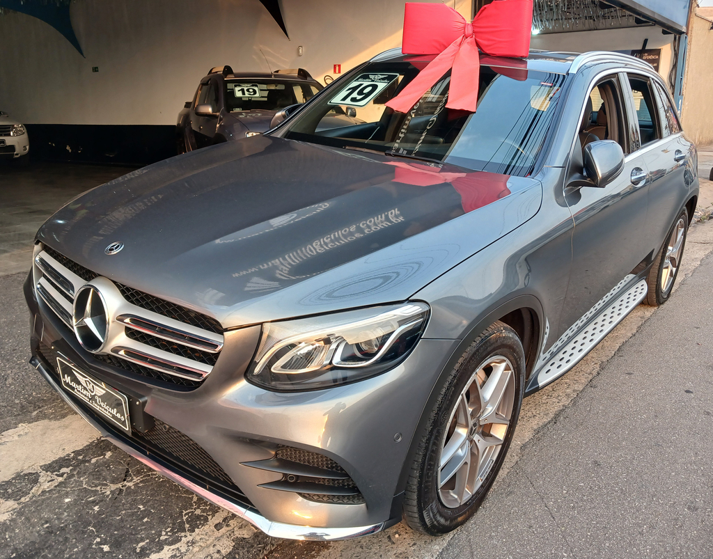 Mercedes Benz GLC 250 Cinza