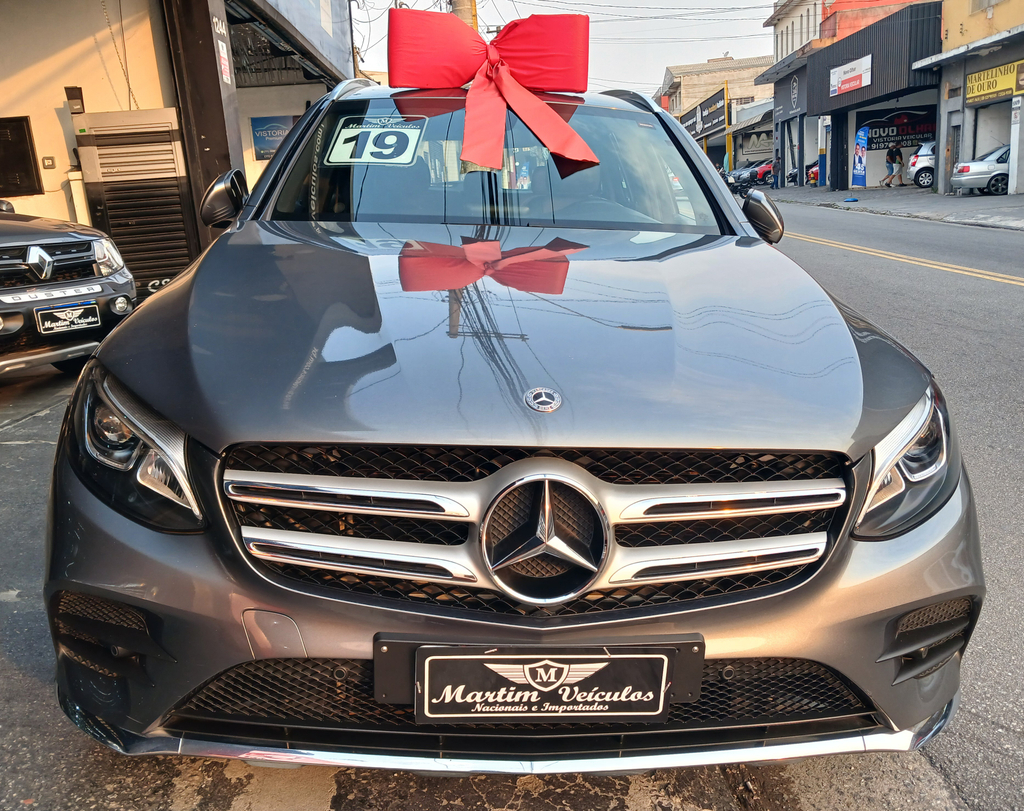 Mercedes Benz GLC 250 Cinza