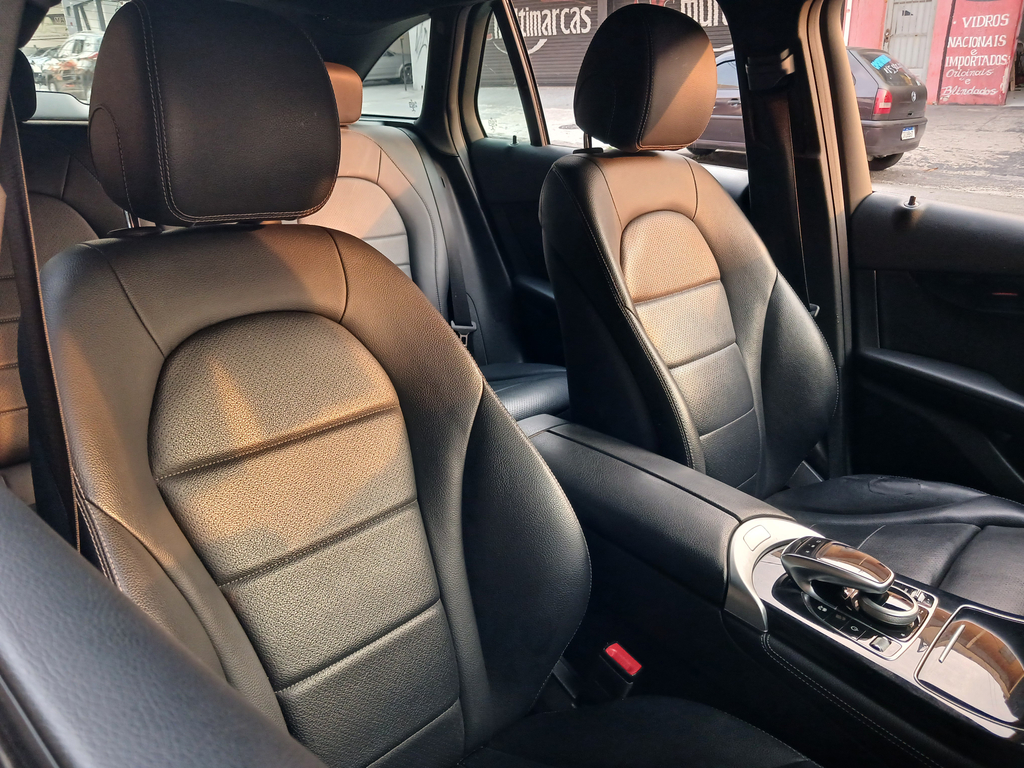 Mercedes Benz GLC 250 Cinza