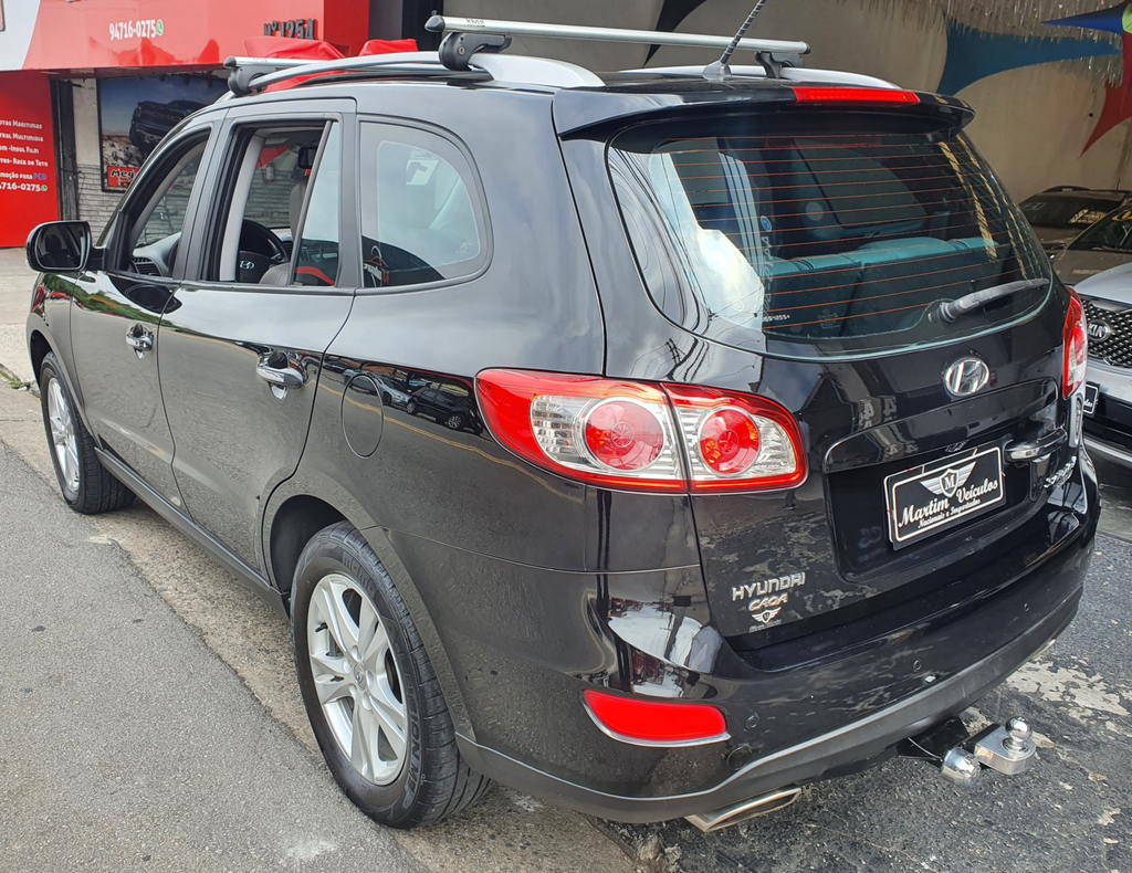 Hyundai Santa Fe Preto