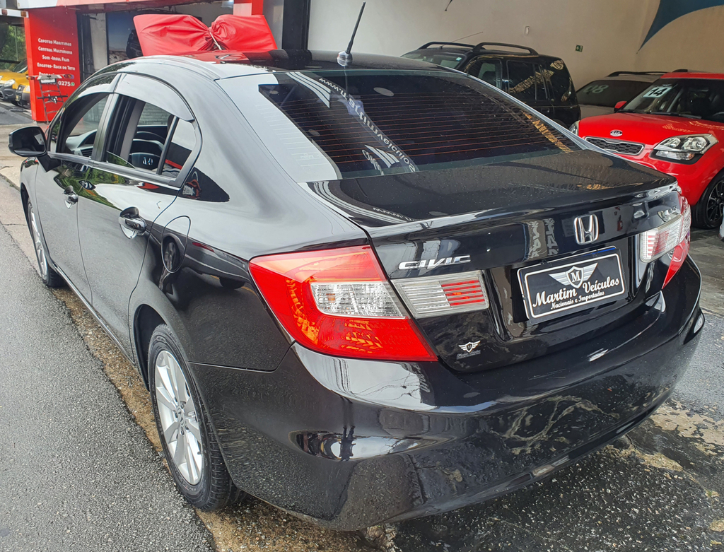 Honda Civic Sedan Preto