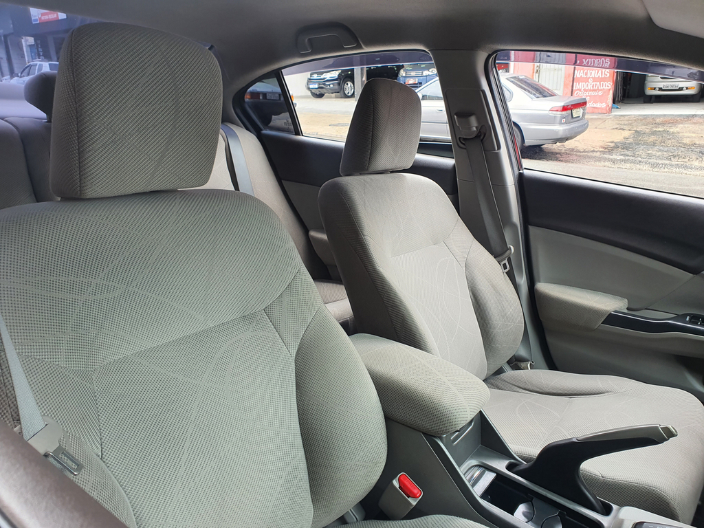Honda Civic Sedan Preto