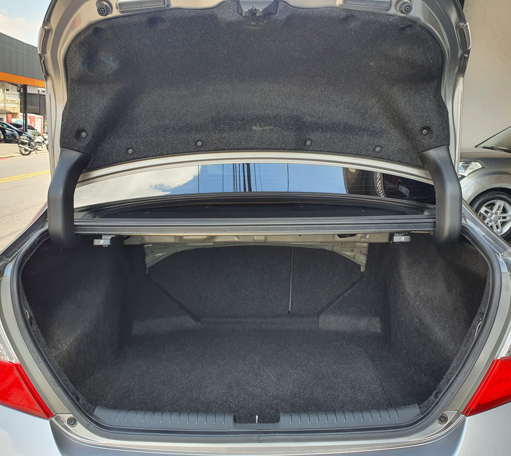 Honda Civic Cinza