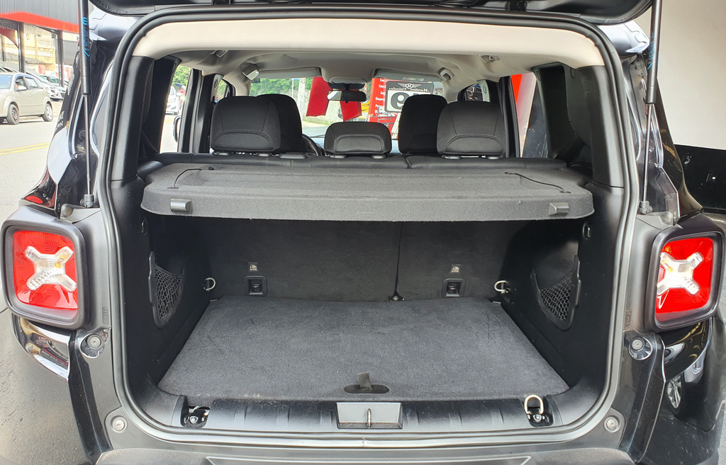 Jeep Renegade Preto