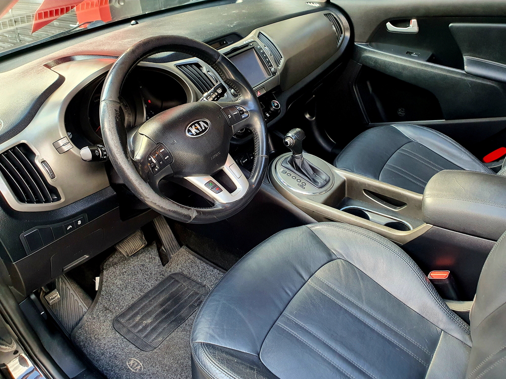 Kia Sportage Preto