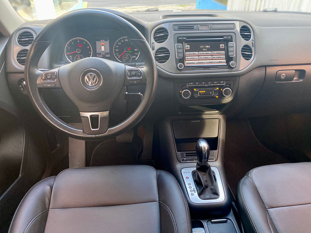 Volkswagen Tiguan Cinza