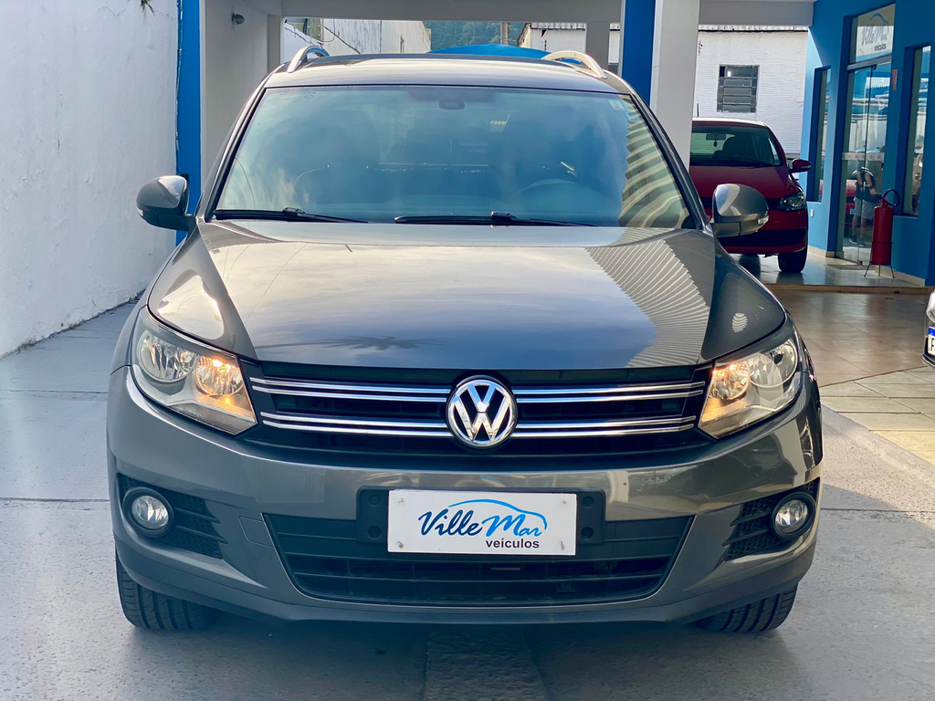 Volkswagen Tiguan Cinza
