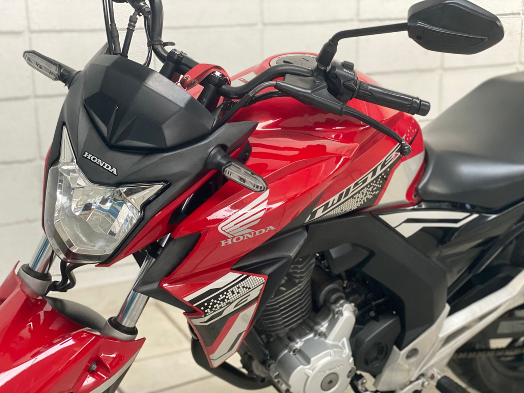 Honda CB 250 Vermelho