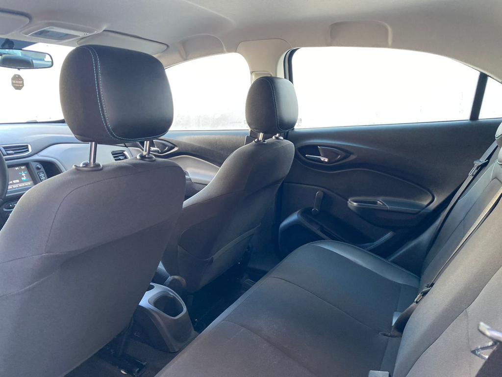 Chevrolet Onix Branco