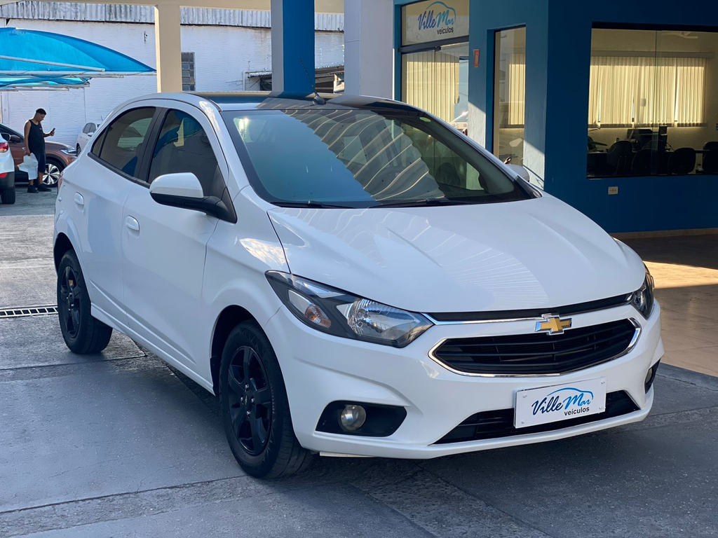 Chevrolet Onix Branco
