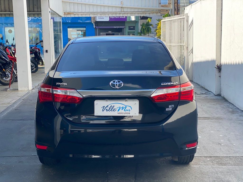 Toyota Corolla Preto