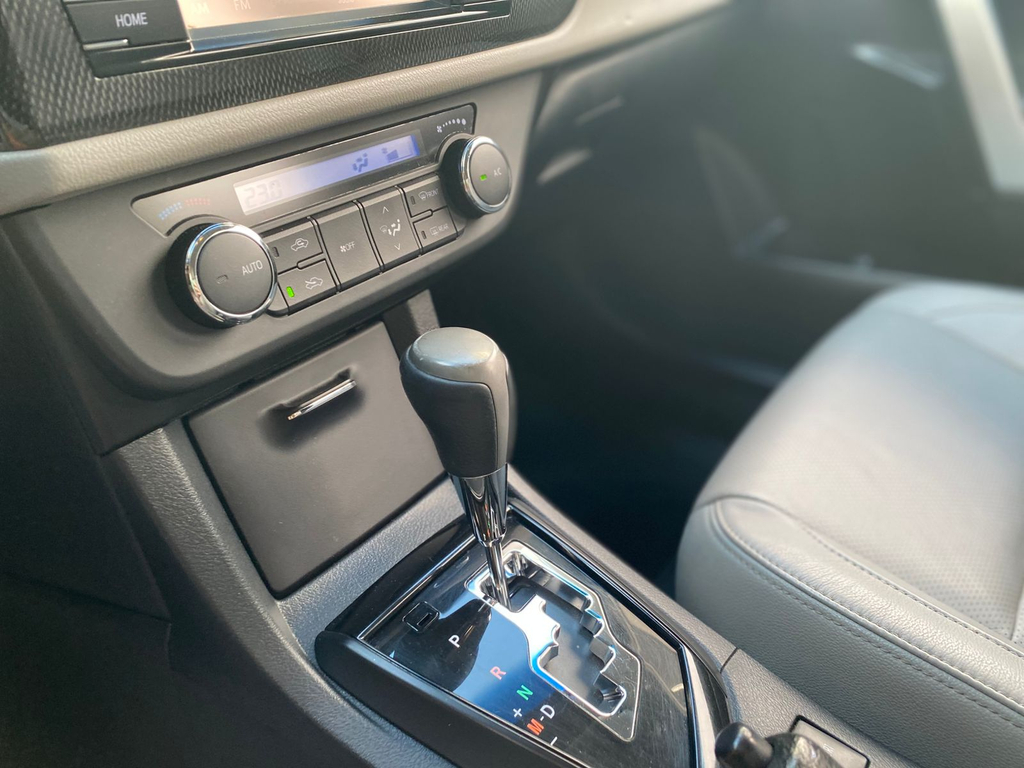 Toyota Corolla Preto
