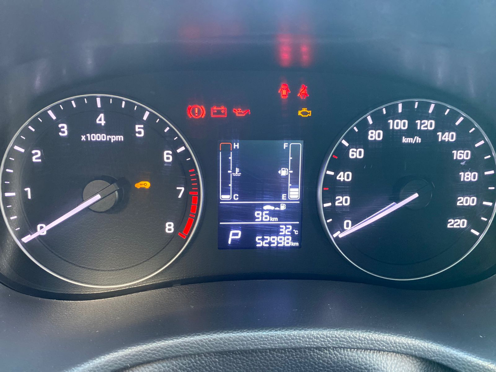 Hyundai Creta Branco