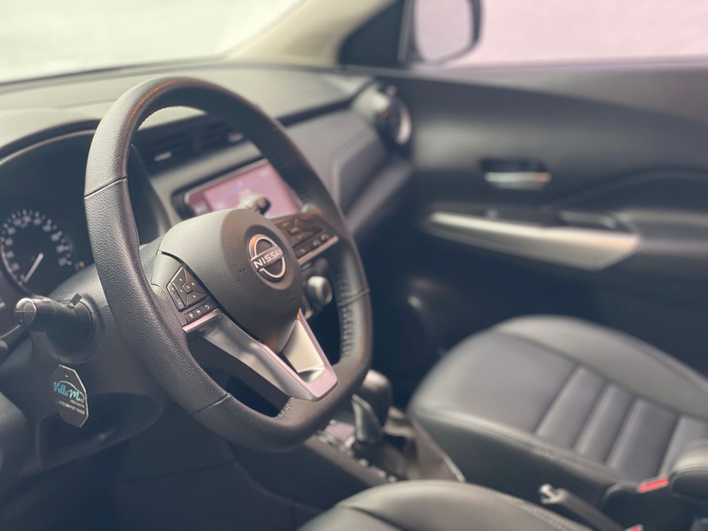 Nissan Kicks Prata